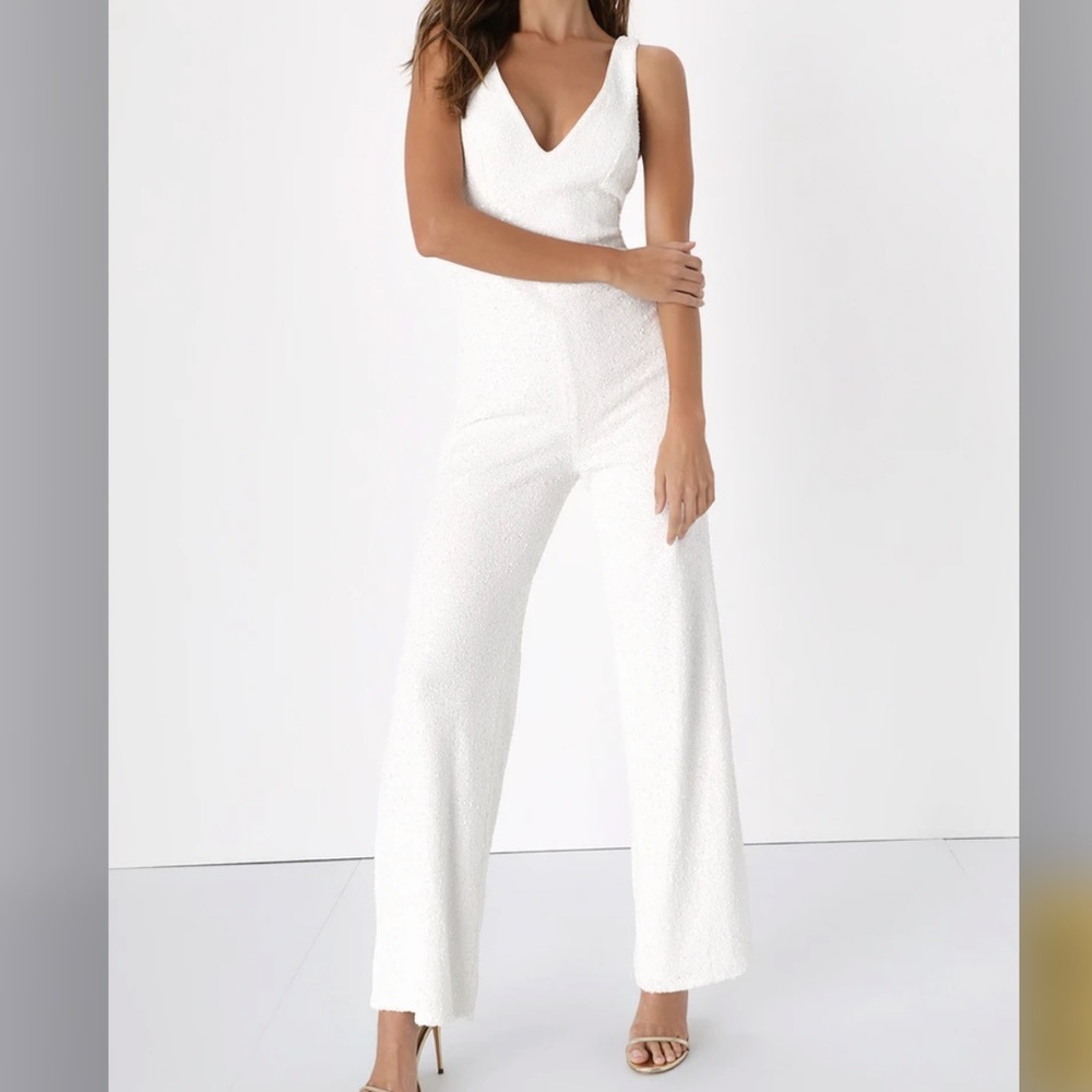 NWT Lulu’s Feeling Sparkly White Sequin Bow Wide-Leg Jumpsuit
